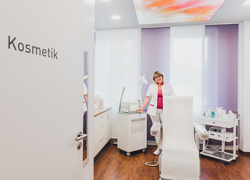 Foto von Martina Lang im Kosmetikstudio